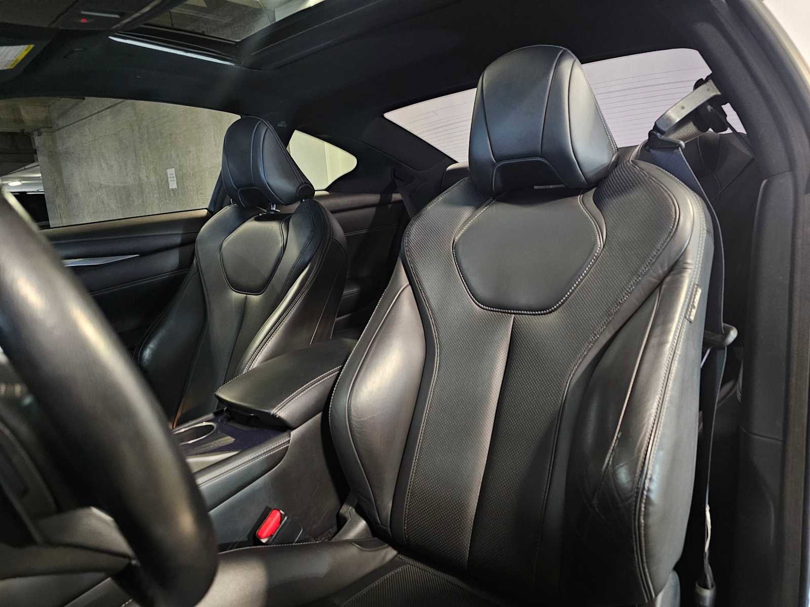 Used 2017 INFINITI Q60 3.0t Sport image 32