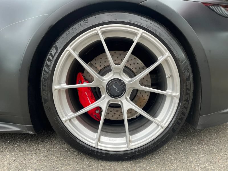 Used 2022 Porsche 911 GT3 RWD image 31