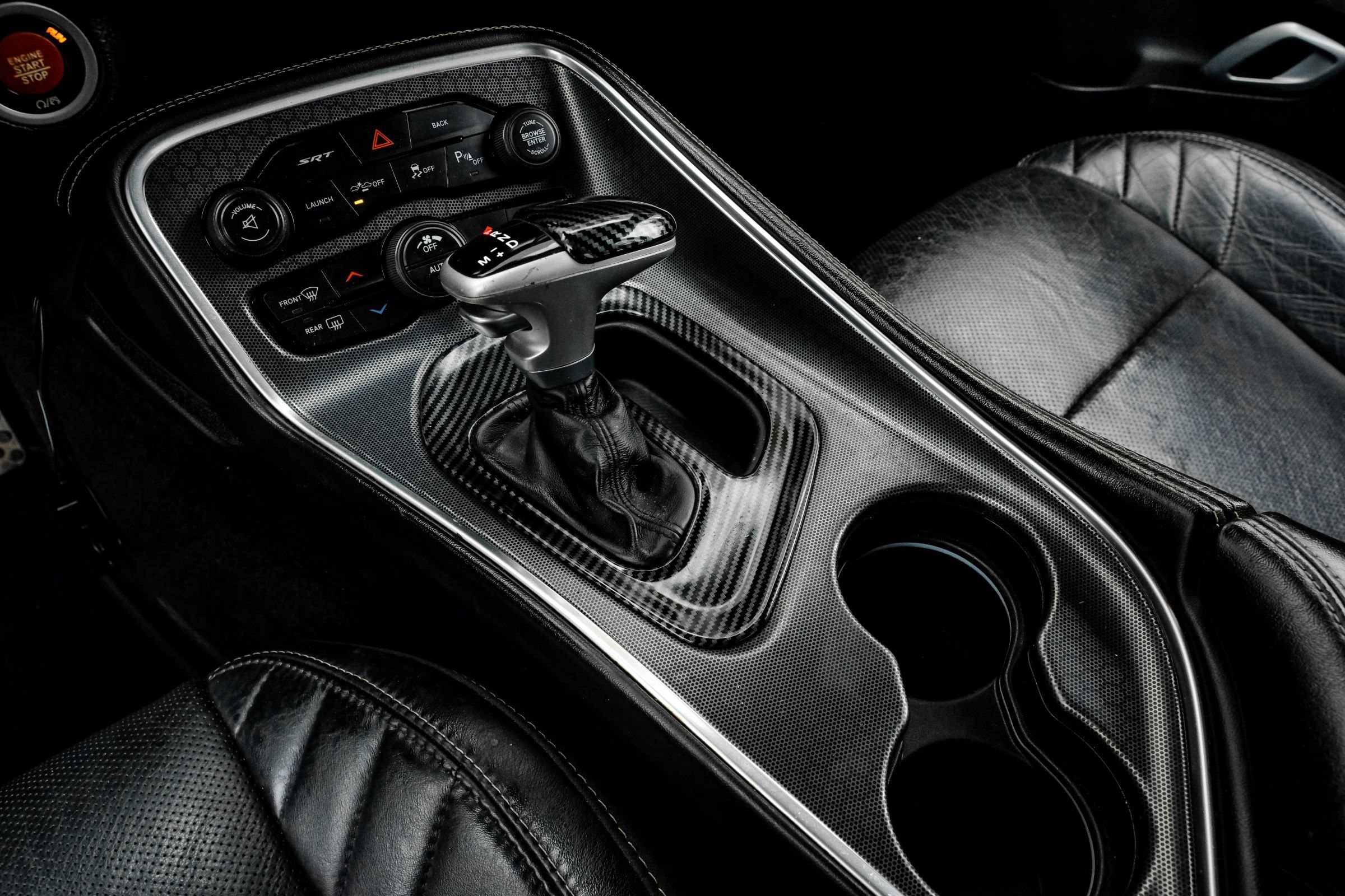 Used 2016 Dodge Challenger SRT w/ Technology Group RWD image 31