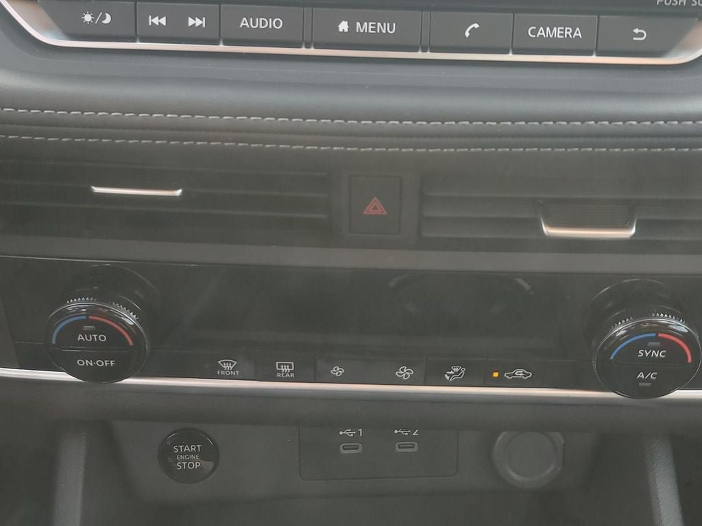 New 2026 Nissan Rogue SV AWD/4WD image 31