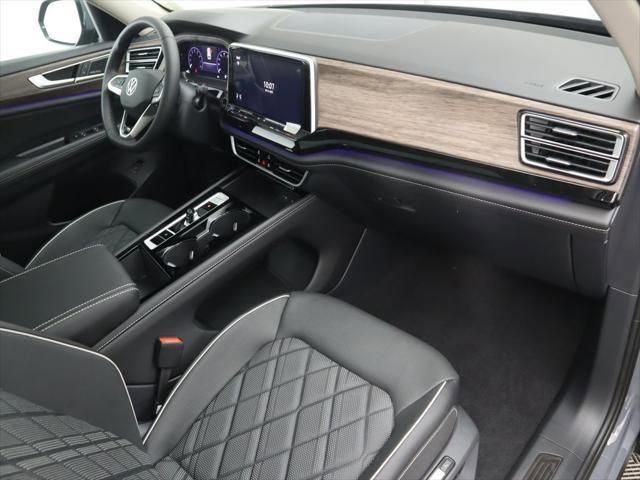 New 2026 Volkswagen Atlas SEL Premium R-Line image 18