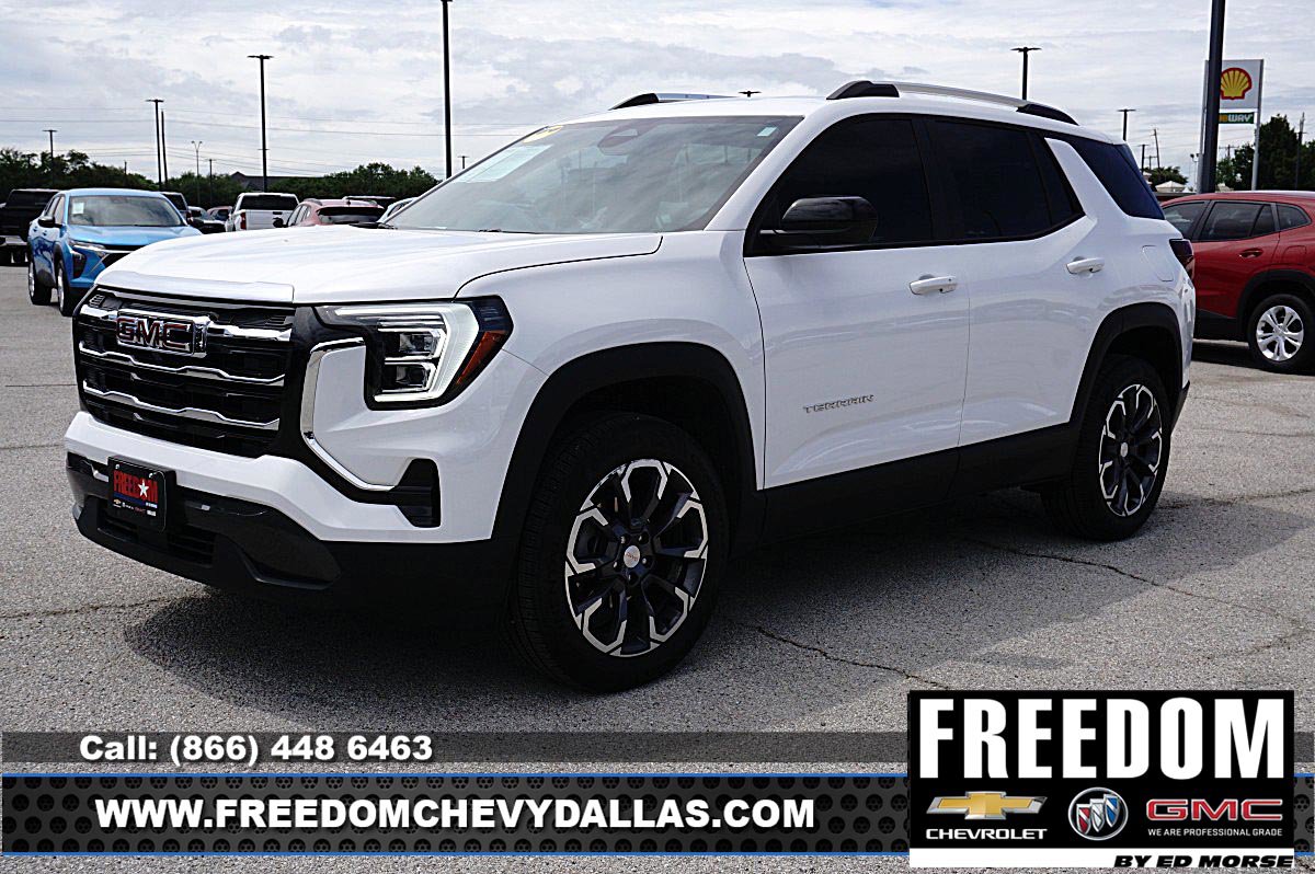 New 2026 GMC Terrain Elevation w/ Elevation Premium Package FWD image 3