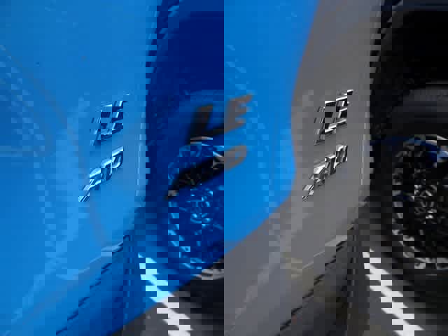 Used 2019 Toyota RAV4 LE image 7