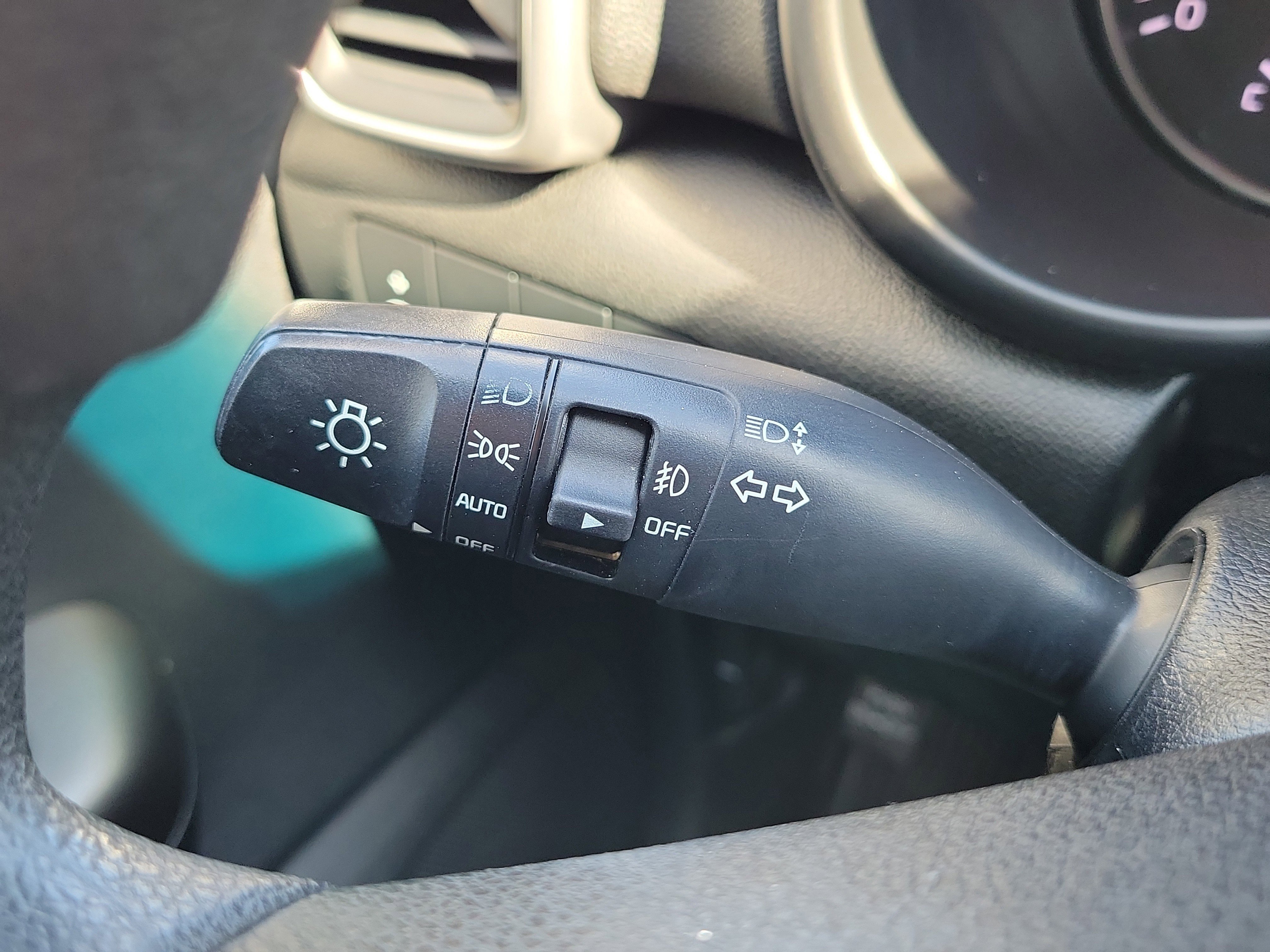Used 2022 Kia Sportage LX AWD/4WD image 29