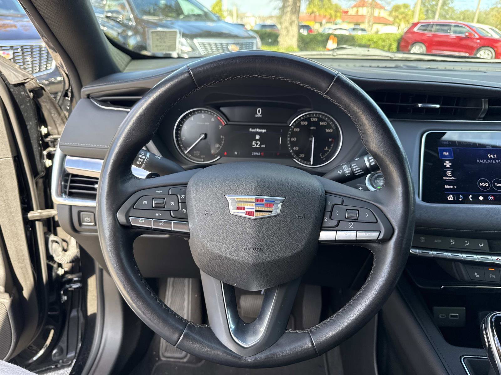 Used 2023 Cadillac XT4 Luxury w/ Cold Weather Package image 28