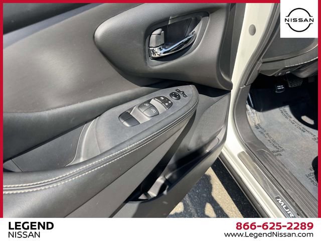 Used 2024 Nissan Murano SV w/ SV Midnight Edition Package AWD/4WD image 14