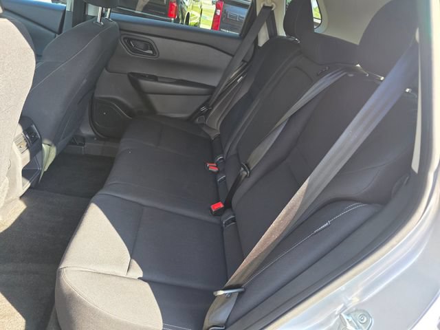 Used 2024 Nissan Rogue S AWD/4WD image 19