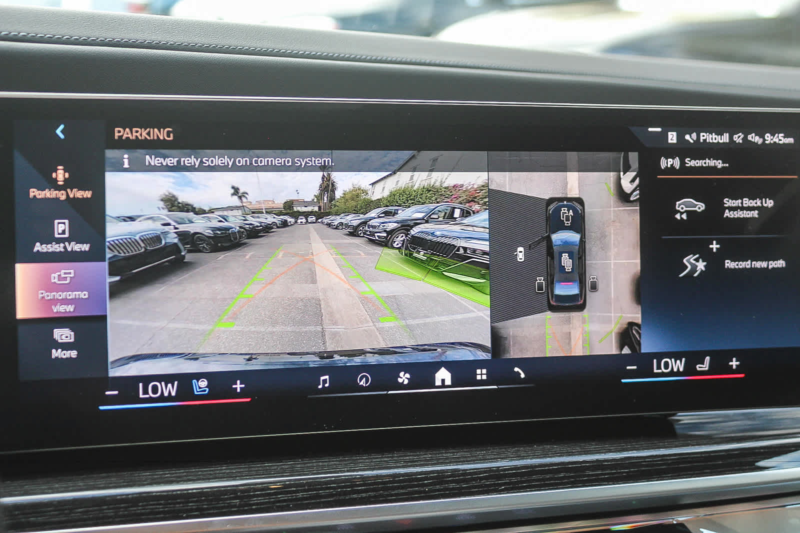 Used 2026 BMW 750e xDrive AWD/4WD image 24