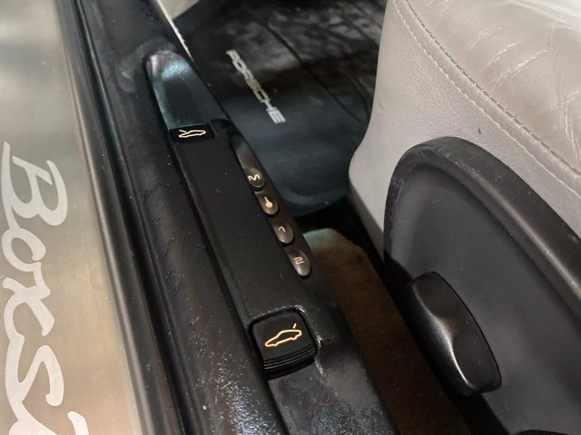Used 2004 Porsche Boxster RWD image 75