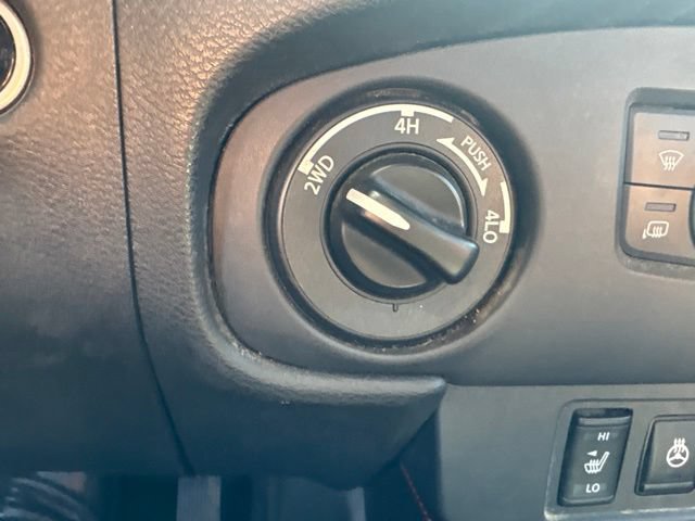 Used 2024 Nissan Frontier PRO-4X w/ Pro Premium Package AWD/4WD image 16
