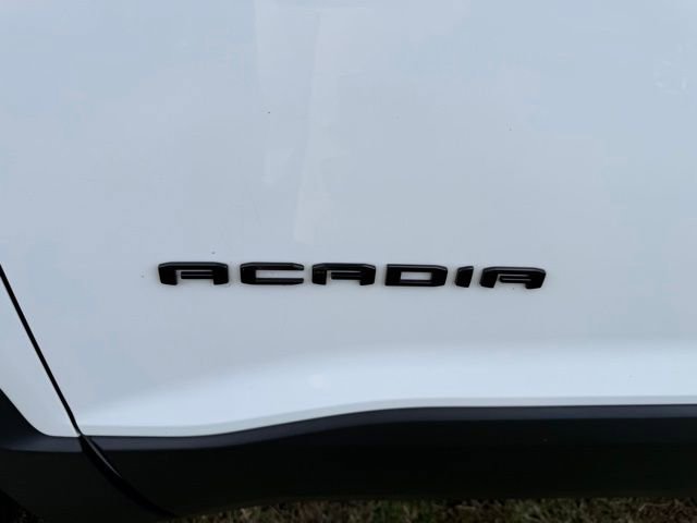 Certified 2023 GMC Acadia SLT FWD image 9