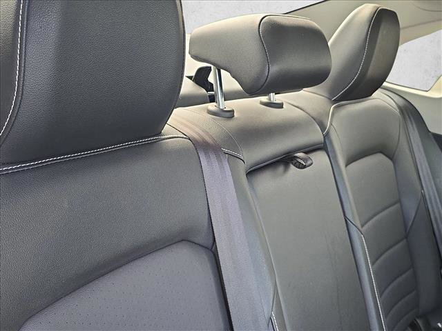 Used 2022 Volkswagen Jetta SE w/ Panoramic Sunroof Package FWD image 23