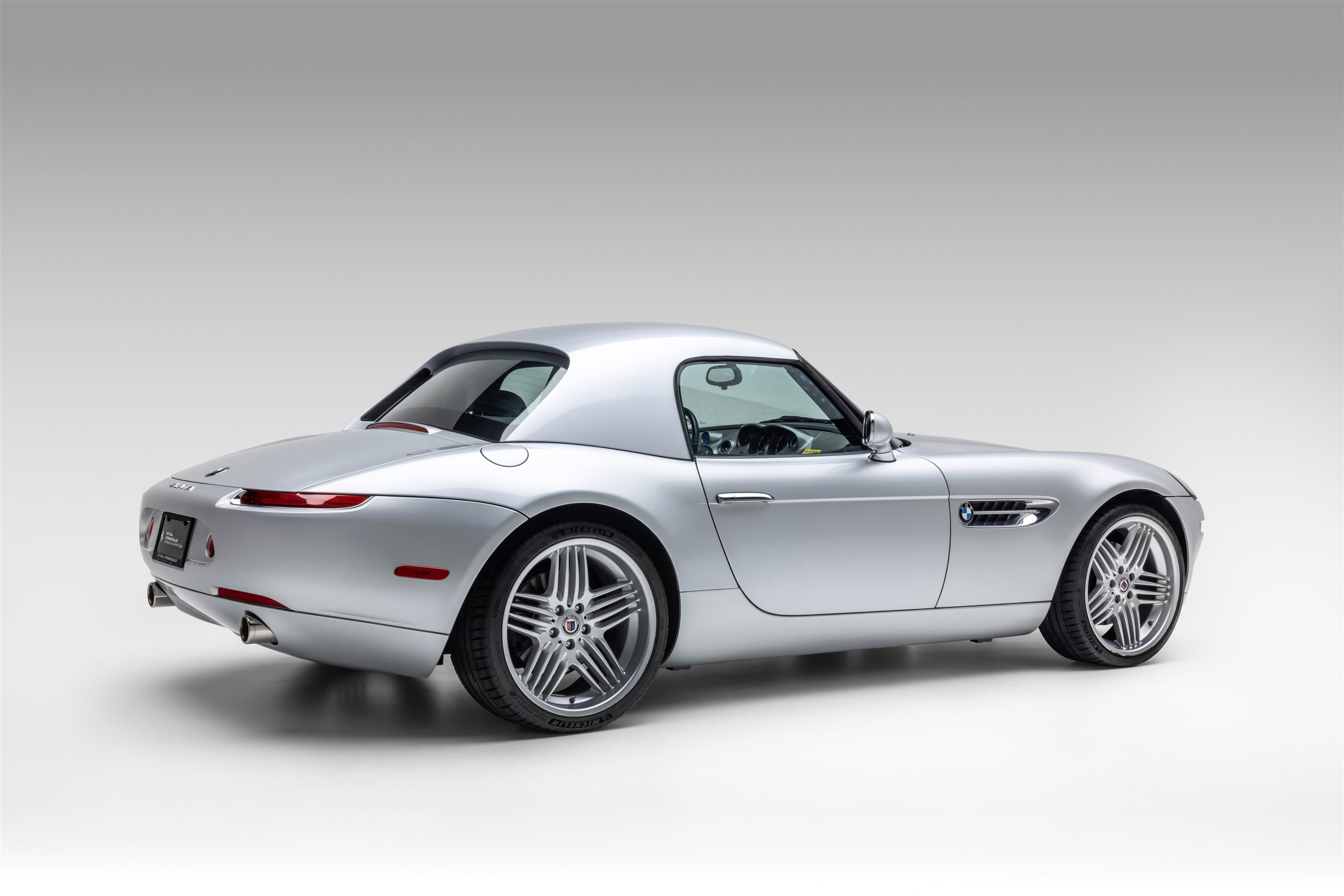 Used 2003 BMW Z8 image 11