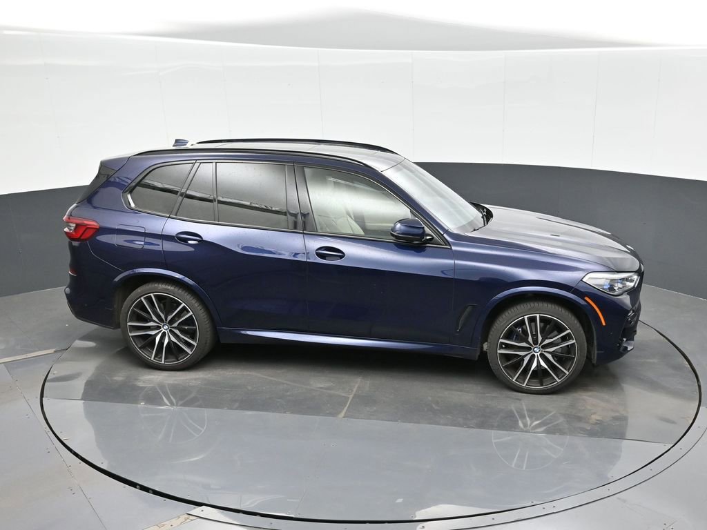Used 2020 BMW X5 M50i w/ Executive Package AWD/4WD image 31