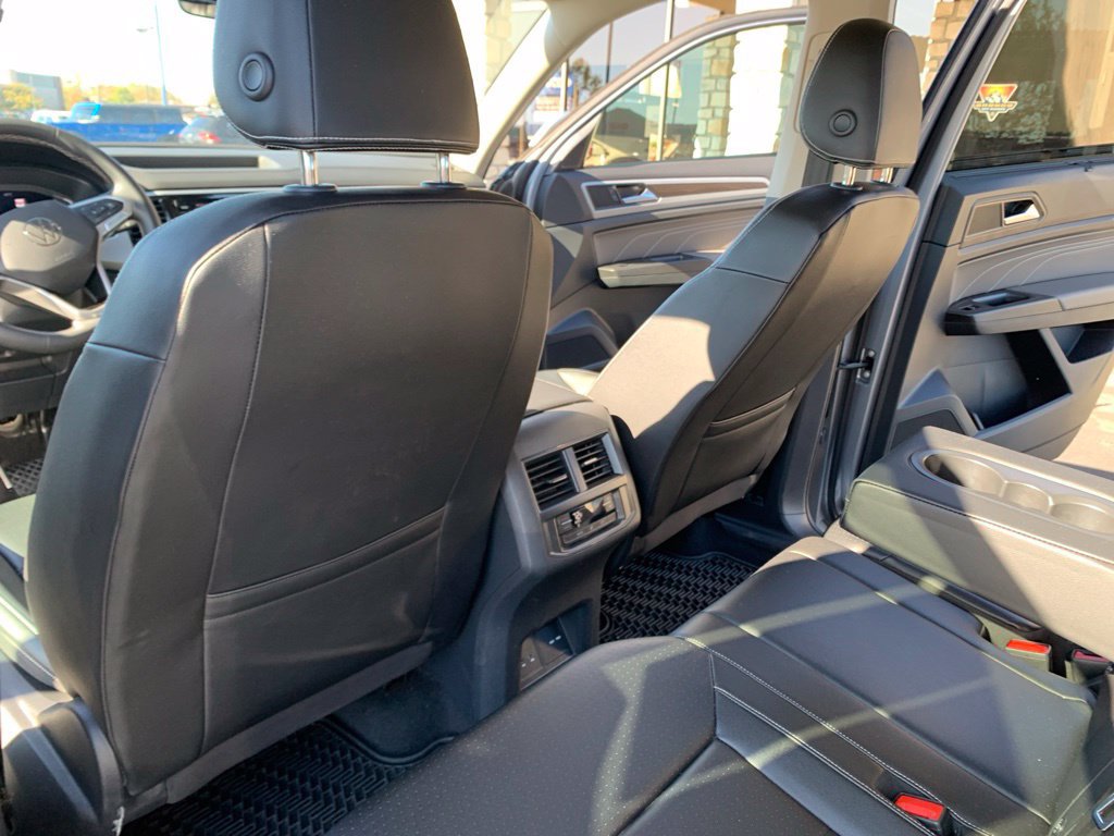 Used 2023 Volkswagen Atlas SE AWD/4WD image 32