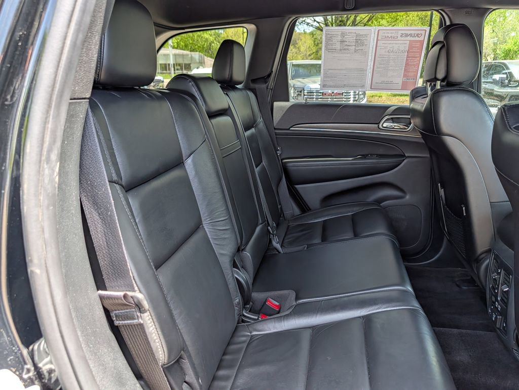 Used 2018 Jeep Grand Cherokee Limited AWD/4WD image 24
