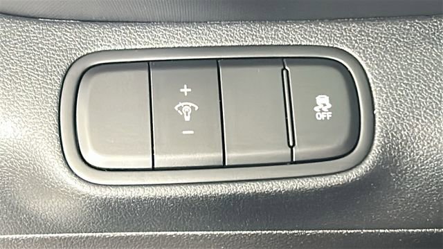 Used 2024 Hyundai Venue SE FWD image 20