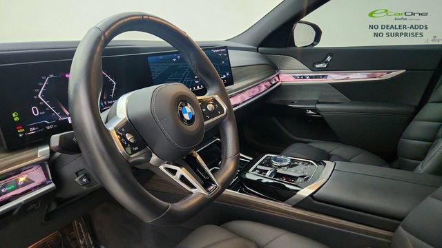 Used 2025 BMW 740i xDrive AWD/4WD image 20