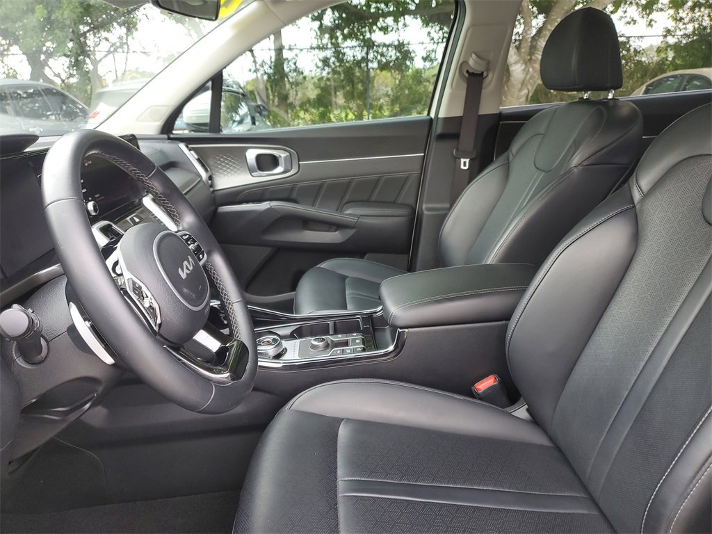 Used 2022 Kia Sorento SX w/ Panoramic Sunroof Package image 21