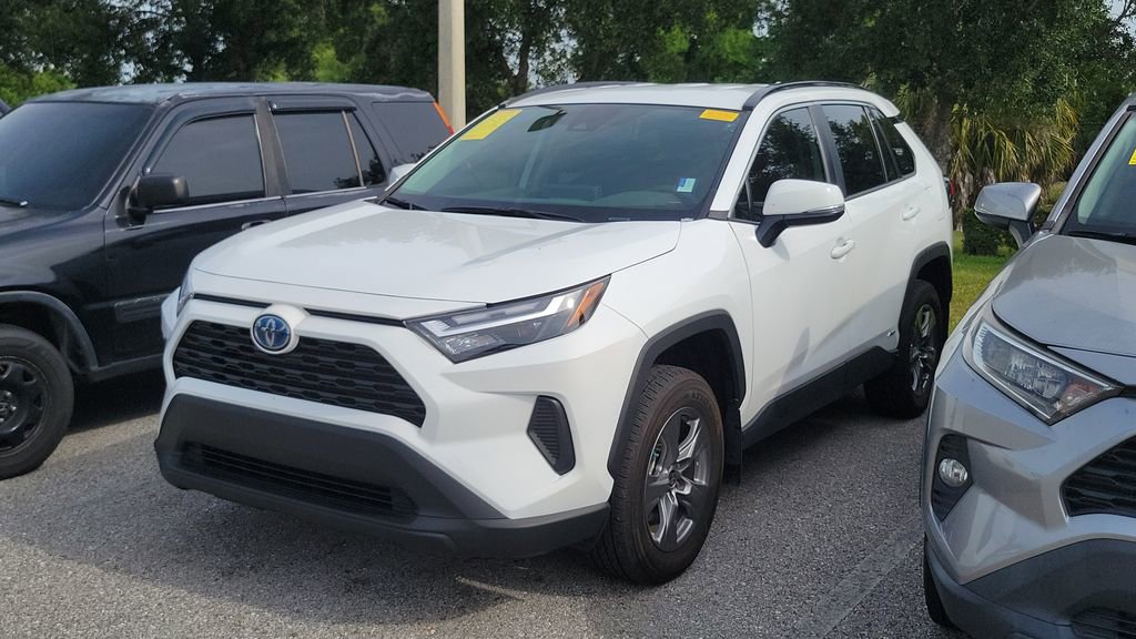 Certified 2024 Toyota RAV4 XLE AWD/4WD image 2