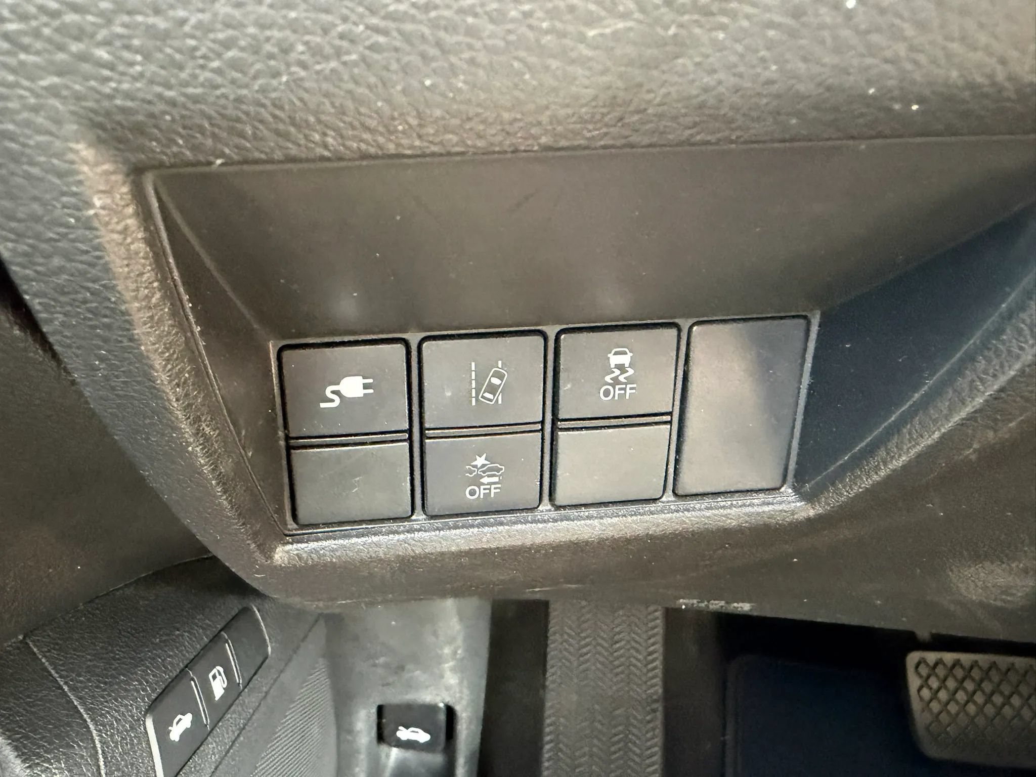 Used 2018 Honda Clarity Touring image 17