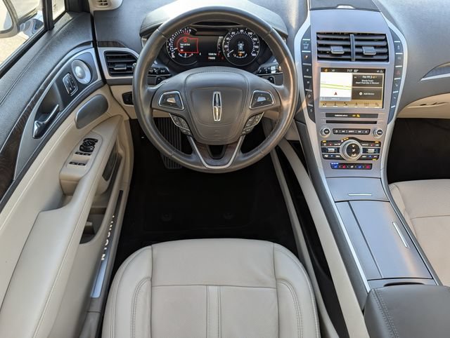 Used 2019 Lincoln MKZ Reserve w/ Luxury Package FWD image 12