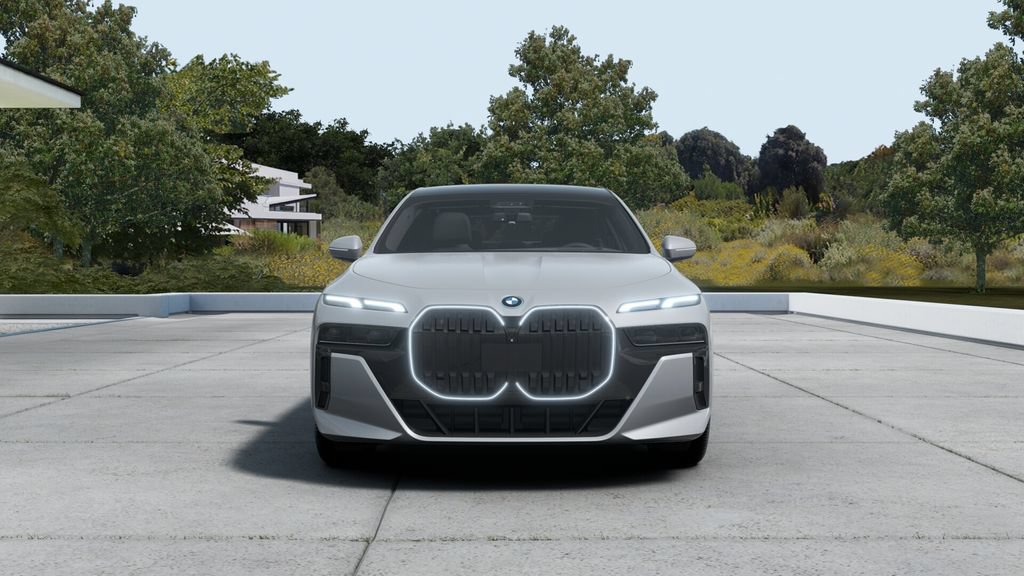 Used 2026 BMW i7 eDrive50 w/ M Sport Package RWD image 31