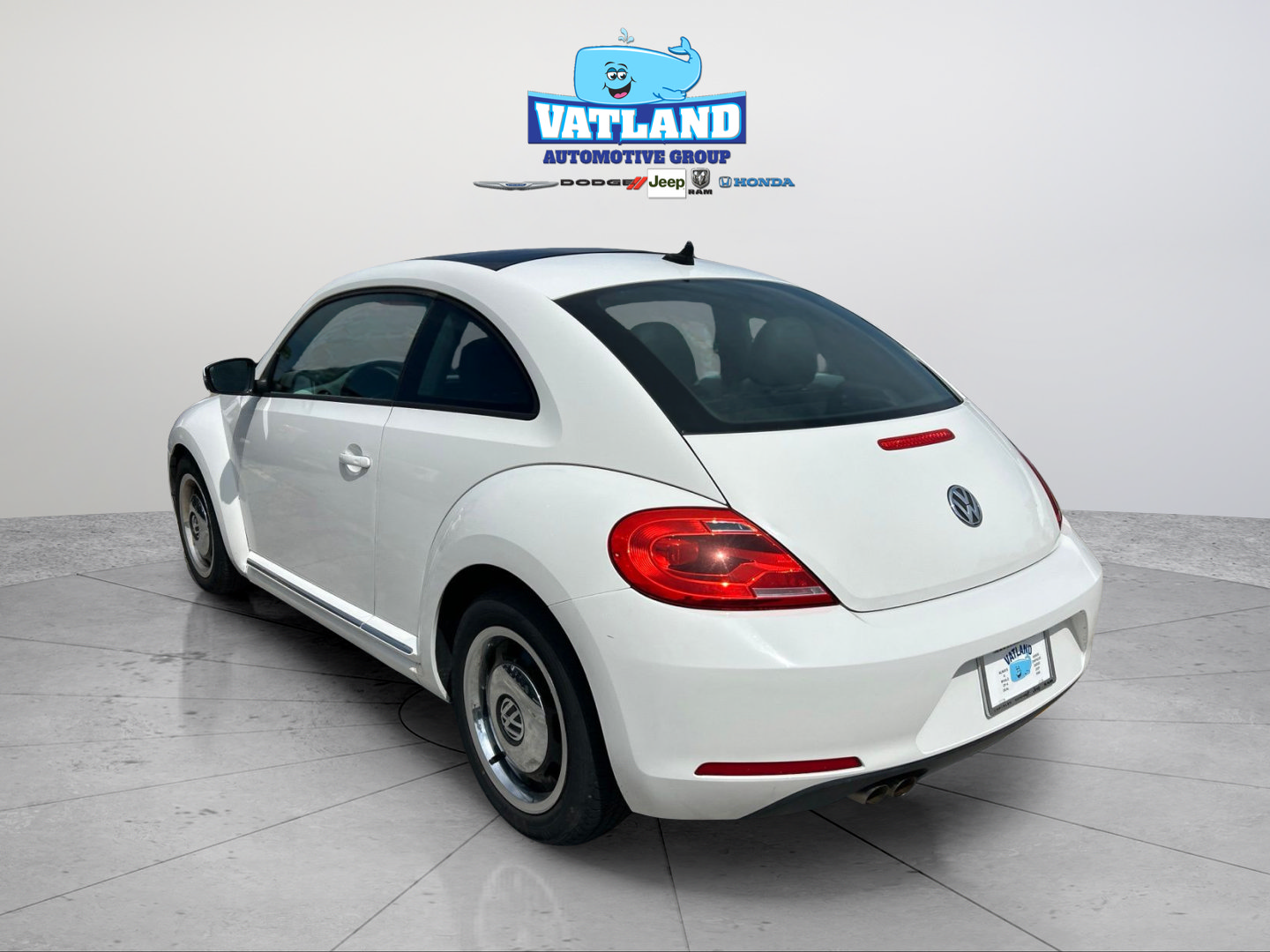 Used 2012 Volkswagen Beetle 2.5 FWD image 3