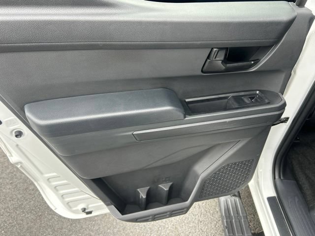 Certified 2024 Toyota Tacoma SR5 AWD/4WD image 33