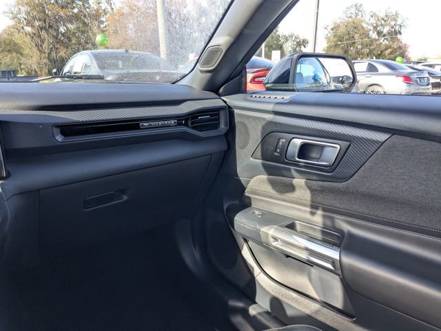 Used 2024 Ford Mustang Coupe image 14