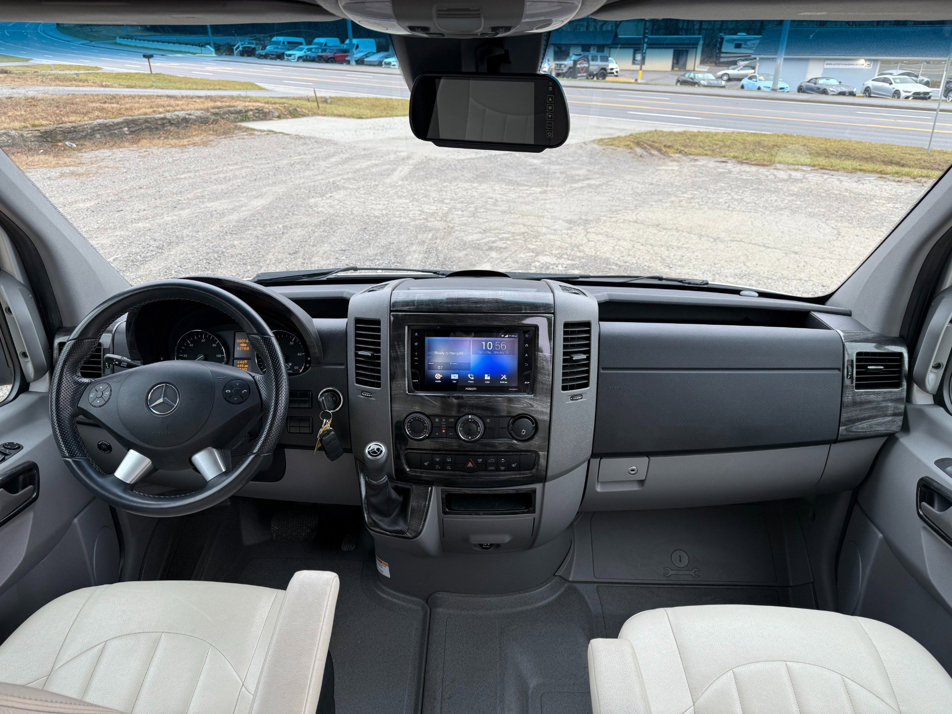 Used 2017 Mercedes-Benz Sprinter 3500 image 21