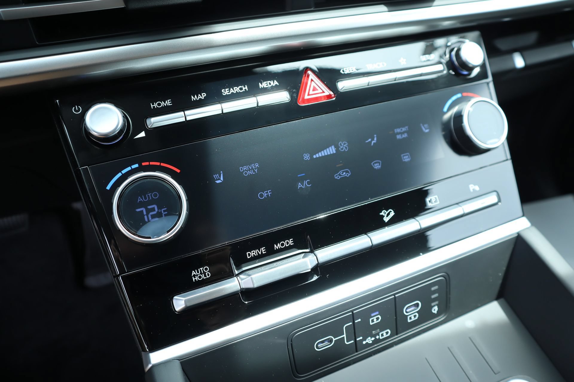 New 2026 Hyundai Santa Fe SEL FWD image 14