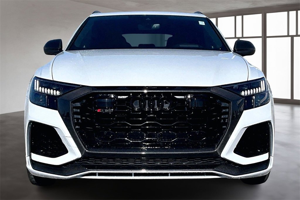 Used 2023 Audi RS Q8 w/ Black Optic Package image 3