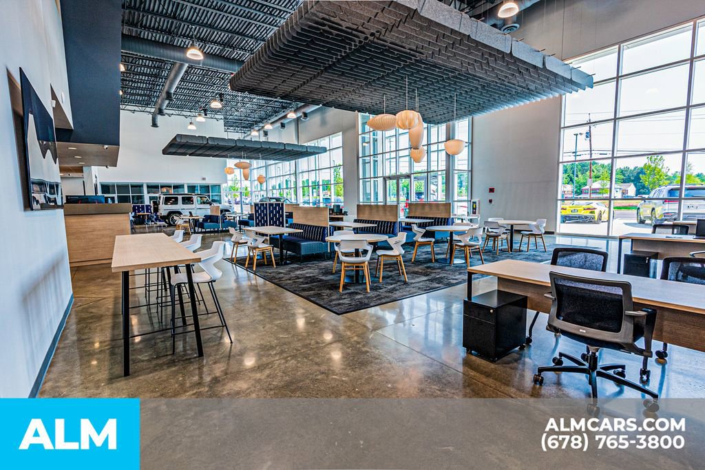 Used 2025 Genesis GV70 3.5T Sport w/ Sport Advanced Package image 36