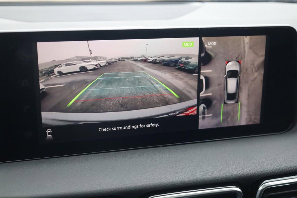 New 2026 Nissan Sentra SR w/ SR Premium Package FWD image 15