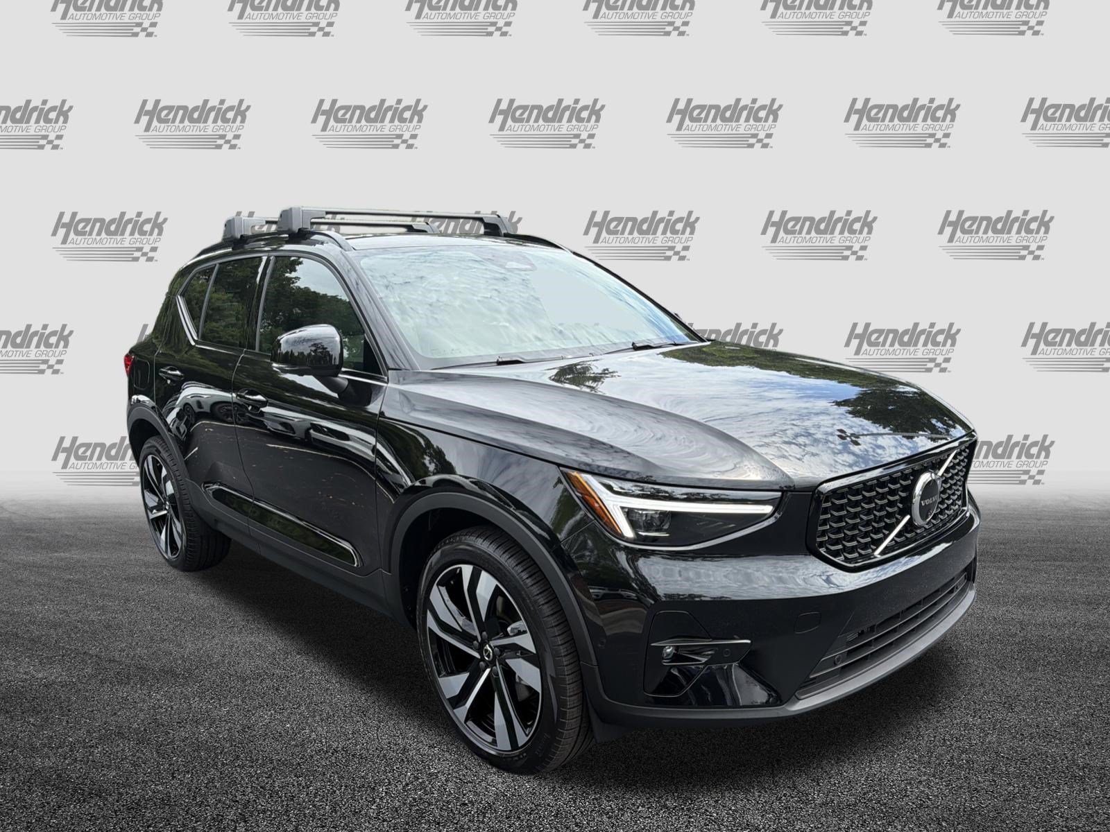 New 2026 Volvo XC40 B5 Ultra w/ Protection Package Premier AWD/4WD image 2