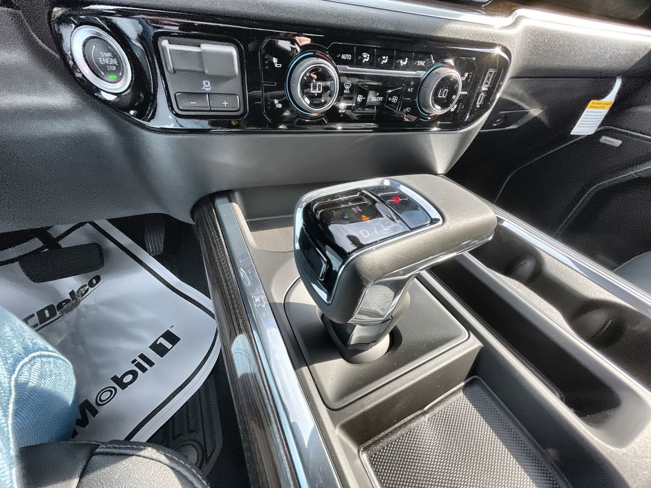 New 2025 Chevrolet Silverado 1500 RST AWD/4WD image 16