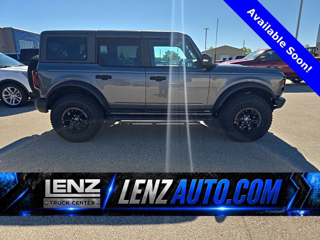 Used 2024 Ford Bronco Wildtrak AWD/4WD image 1