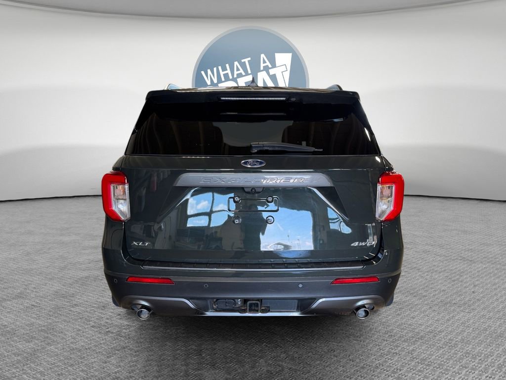Used 2022 Ford Explorer XLT w/ Equipment Group 202A AWD/4WD image 5