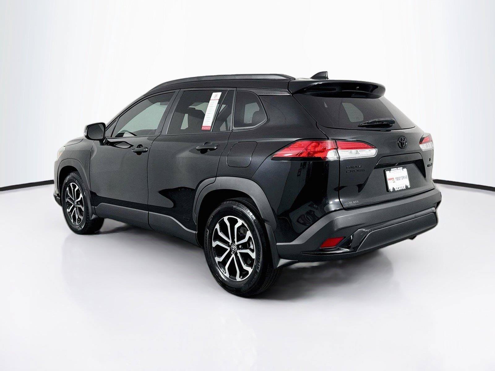 Certified 2024 Toyota Corolla Cross AWD Hybrid image 12