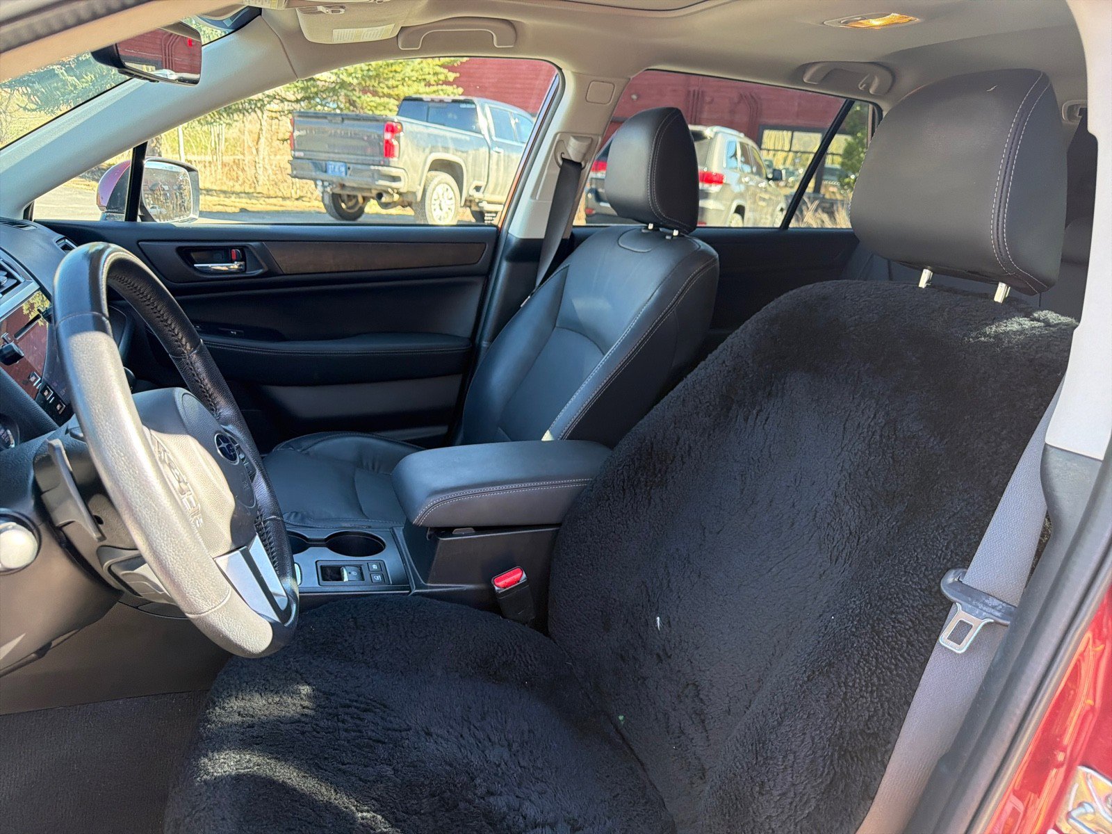 Used 2017 Subaru Outback 3.6R Limited image 10