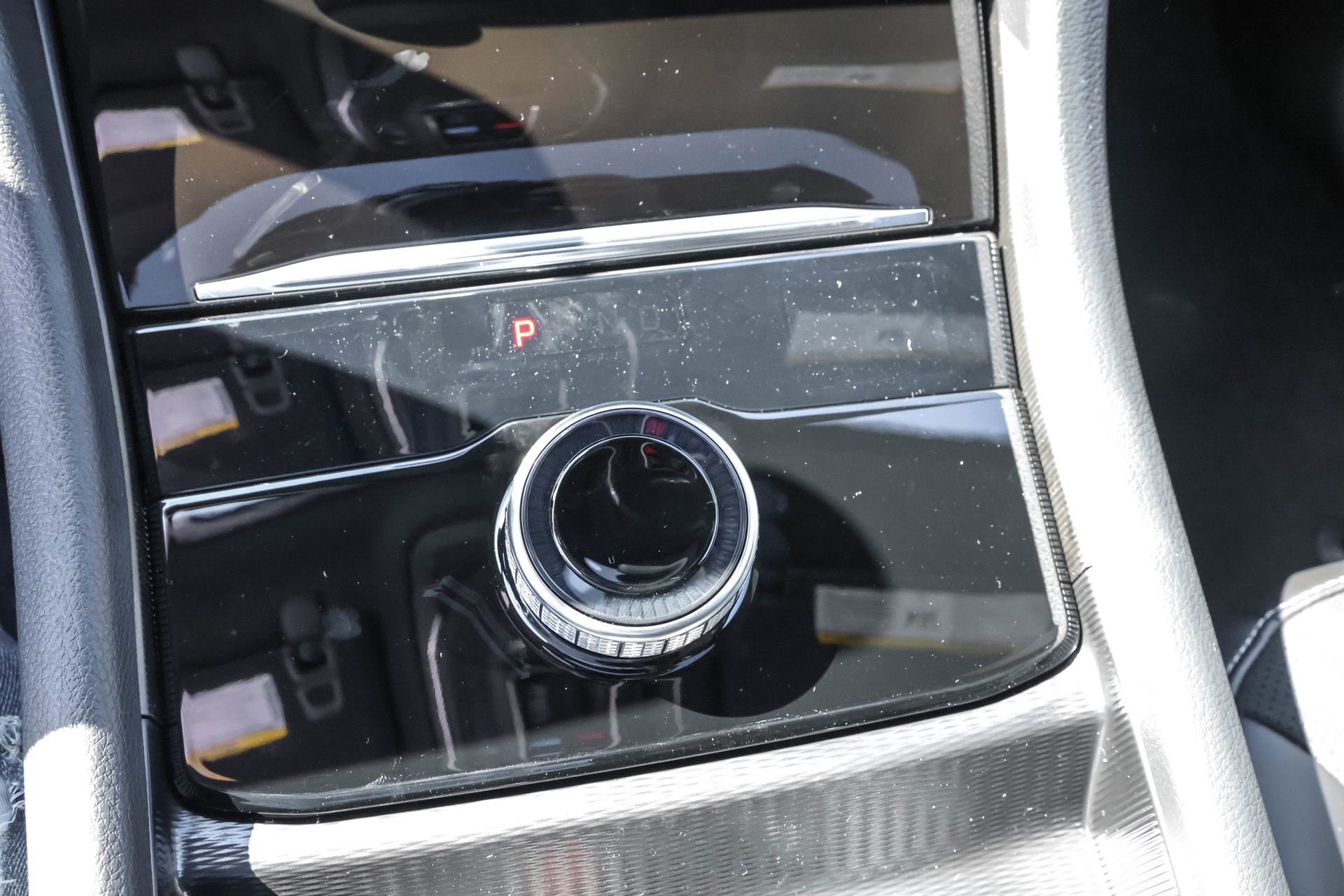 New 2025 Jeep Grand Cherokee Altitude image 22