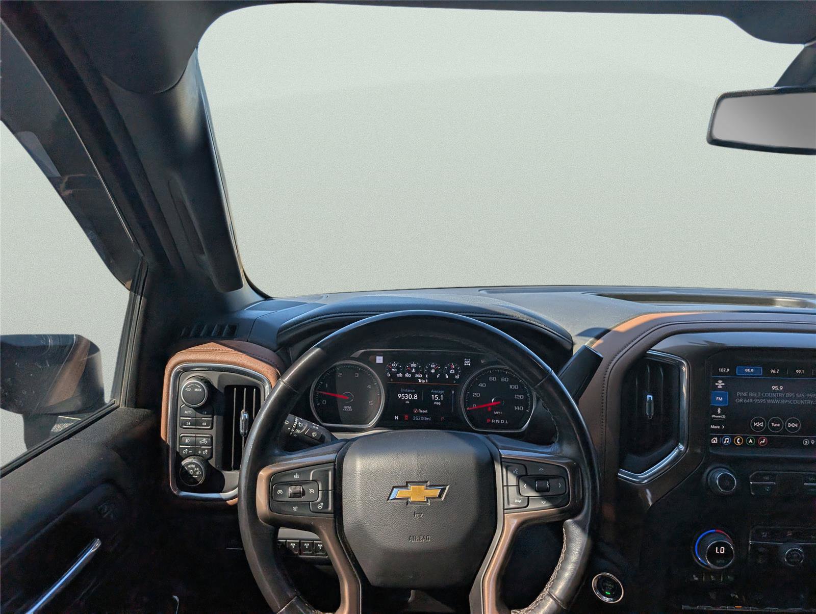 Used 2022 Chevrolet Silverado 3500 High Country image 32