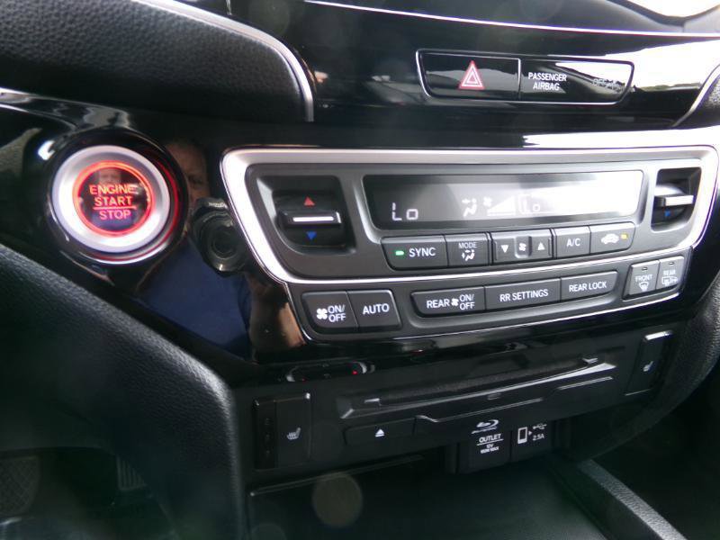 Used 2022 Honda Pilot Touring image 22
