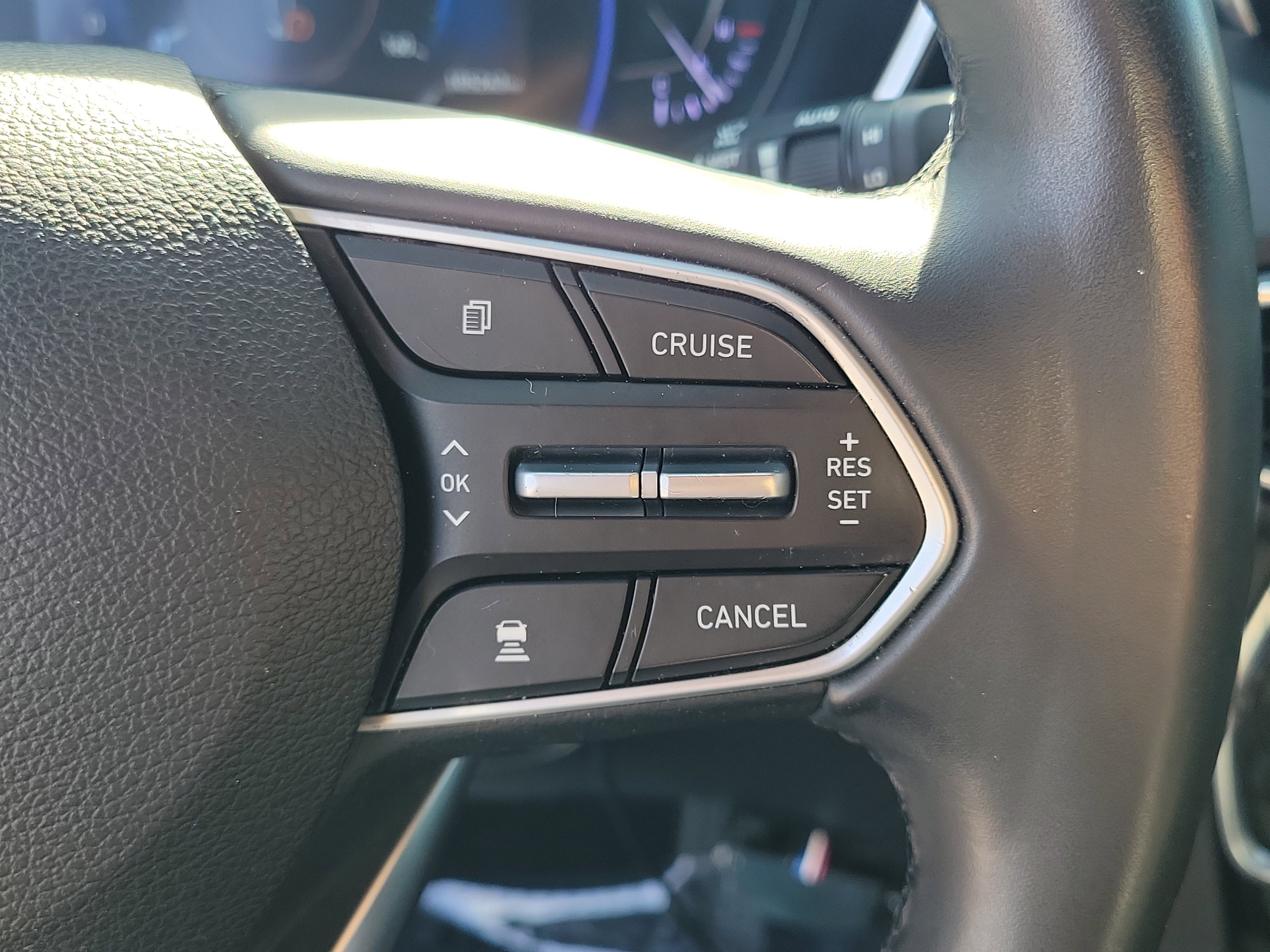 Used 2019 Hyundai Santa Fe FWD image 24