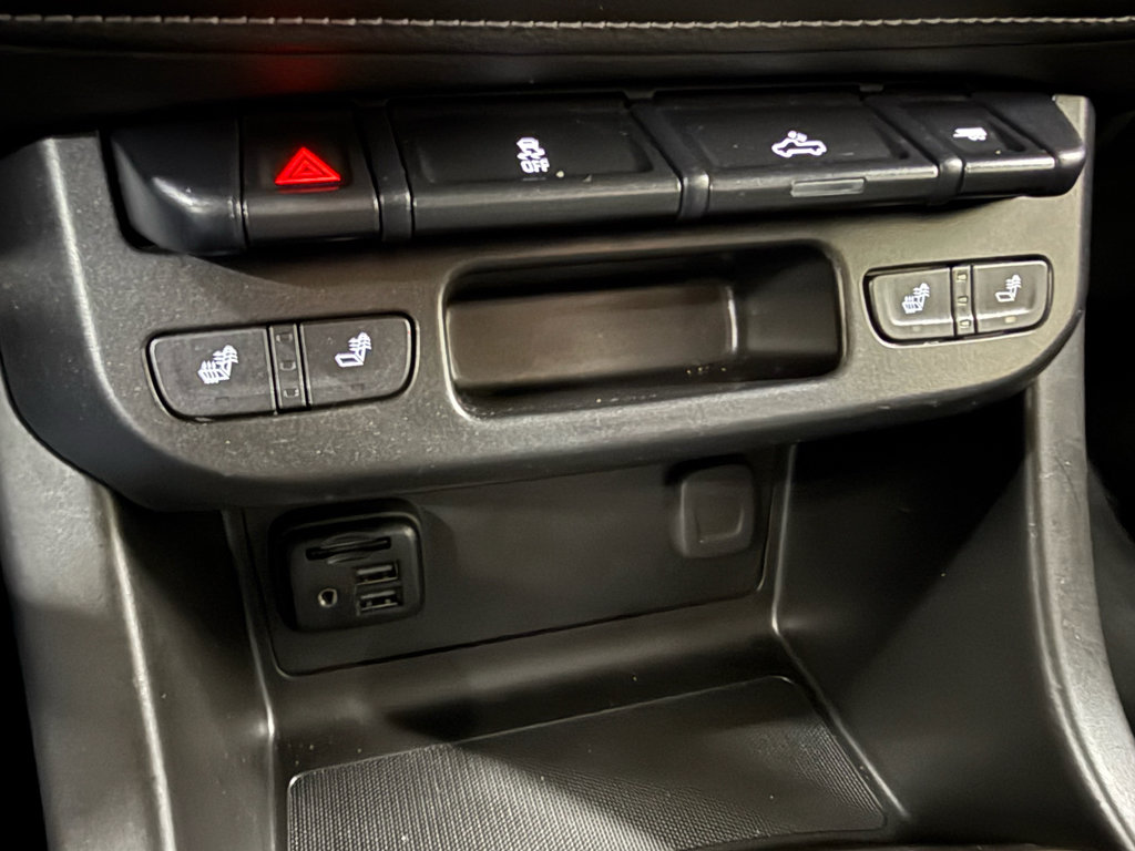 Certified 2022 GMC Canyon Elevation w/ Elevation Premium Package AWD/4WD image 39