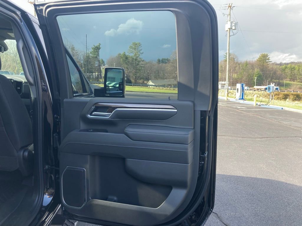 New 2026 Chevrolet Silverado 2500 LT w/ Z71 Chrome Sport Edition image 33