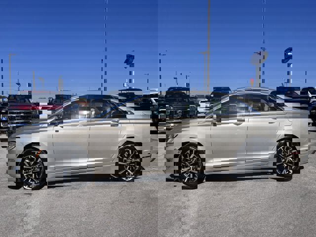 Used 2017 Lincoln MKZ Premiere image 5