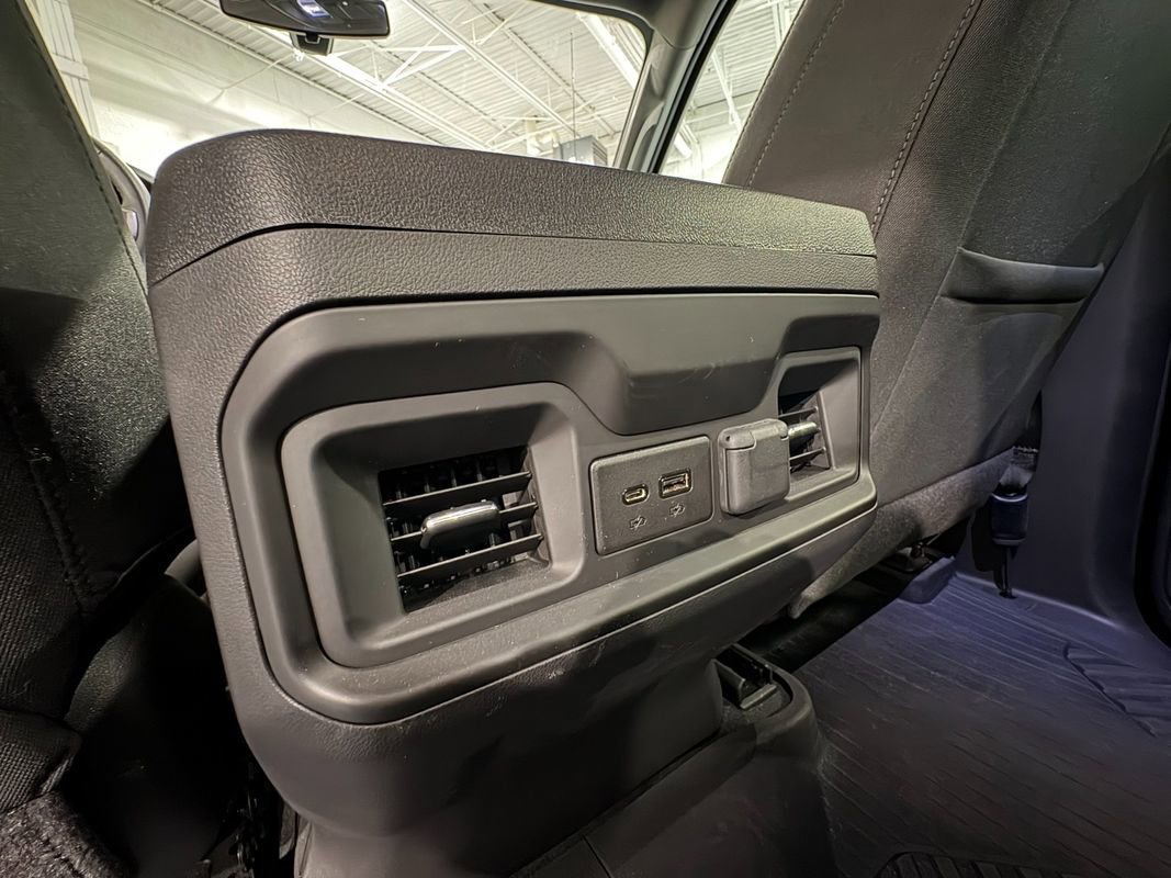 Used 2021 Chevrolet Silverado 1500 LT Trail Boss w/ Bed Protection Package image 32