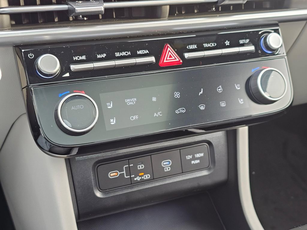 New 2026 Hyundai Tucson Limited image 23